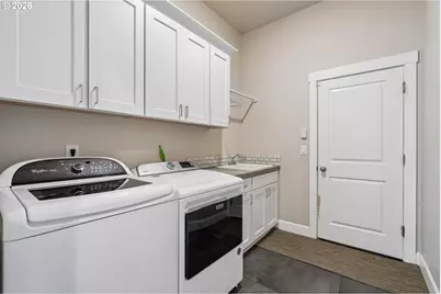 2017 NW 40th Ave, Camas, WA 98607 - Photo 16
