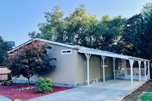 107 Wanda Ct, Myrtle Creek, OR 97457 - Photo 2