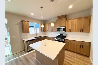 1545 N Young St, Lafayette, OR 97127 - Photo 6