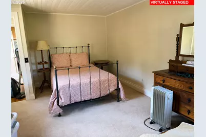 558 11th Ave, Coos Bay, OR 97420 - Photo 8