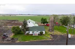 10400 SW Houston Lake Rd, Powell Butte, OR 97753 - Photo 2