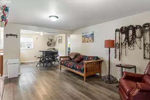 10400 SW Houston Lake Rd, Powell Butte, OR 97753 - Photo 14