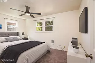 3198 Pheasant Blvd, Springfield, OR 97477 - Photo 16