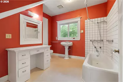 2116 NE 18th Ave, Portland, OR 97212 - Photo 18