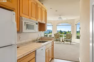 30525 NE Canter Ln, Sherwood, OR 97140 - Photo 28