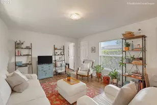 4155 NE Three Mile Ln, McMinnville, OR 97128 - Photo 10