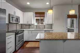 14340 SW Burlwood Ln, Beaverton, OR 97005 - Photo 12