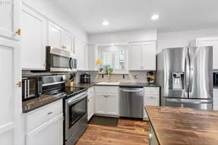 3540 Royal Crest Dr, The Dalles, OR 97058 - Photo 12