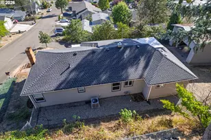 1830 NW Goetz St, Roseburg, OR 97471 - Photo 20