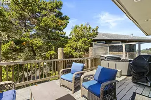 238 SW 27th St, Newport, OR 97365 - Photo 24