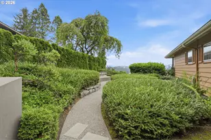 2109 NW Couch St, Camas, WA 98607 - Photo 32