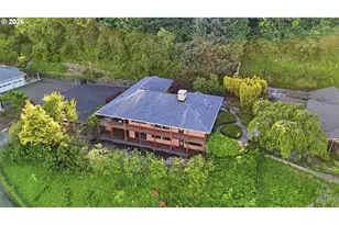 2109 NW Couch St, Camas, WA 98607 - Photo 34