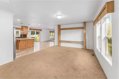 52443 McKenzie Hwy, Blue River, OR 97413 - Photo 6