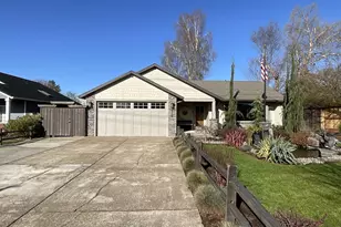 4141 NE 218th Ave, Fairview, OR 97024 - Photo 1