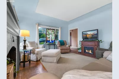 664 Kensington Ave, Astoria, OR 97103 - Photo 8