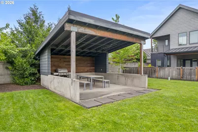 1921 Elkhorn Dr, Eugene, OR 97408 - Photo 12