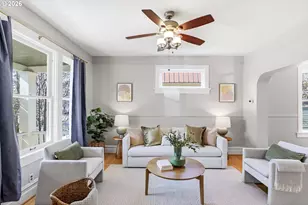 3923 SE Main St, Portland, OR 97214 - Photo 4