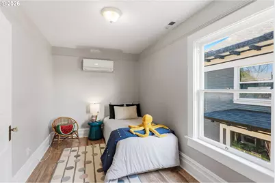 3923 SE Main St, Portland, OR 97214 - Photo 12