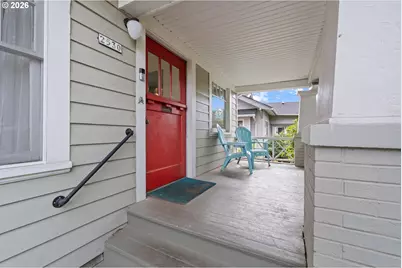 2530 NE 58th Ave, Portland, OR 97213 - Photo 2