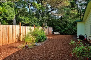 1601 Rhododendron Dr, Florence, OR 97439 - Photo 36