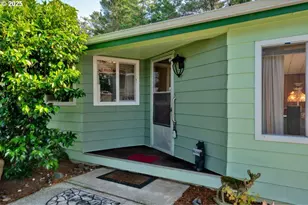 1601 Rhododendron Dr, Florence, OR 97439 - Photo 4