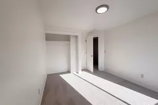 5810 NW Landing Dr, Portland, OR 97229 - Photo 10