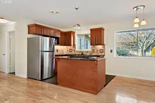 137 SE 73rd Ave, Portland, OR 97215 - Photo 10