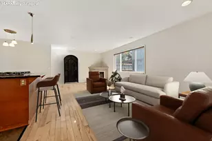 137 SE 73rd Ave, Portland, OR 97215 - Photo 4