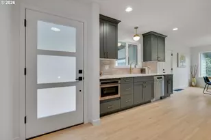 8560 SW Gayle Ln, Portland, OR 97225 - Photo 14