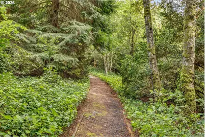8560 SW Gayle Ln, Portland, OR 97225 - Photo 44