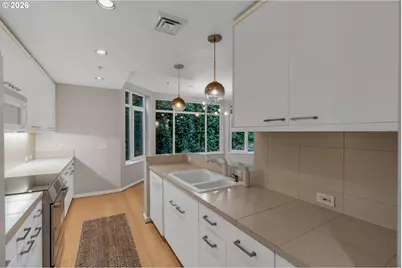 2445 NW Westover Rd #209, Portland, OR 97210 - Photo 26