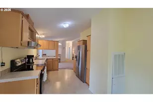 540 Shorepines Ct, Coos Bay, OR 97420 - Photo 6