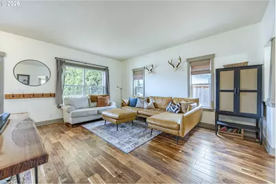 6885 Simeon Dr, Springfield, OR 97478 - Photo 8