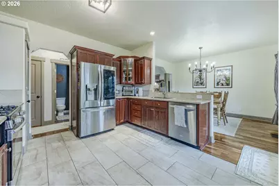 6885 Simeon Dr, Springfield, OR 97478 - Photo 16