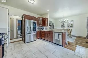 6885 Simeon Dr, Springfield, OR 97478 - Photo 16