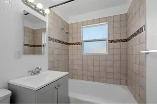 1745 SE 176th Ave, Portland, OR 97233 - Photo 22