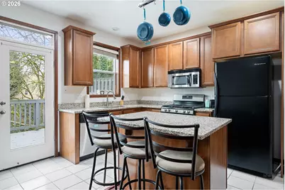 810 E 9th St #B8, Newberg, OR 97132 - Photo 6