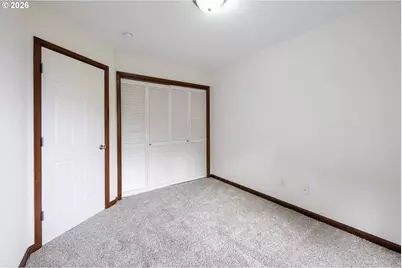 810 E 9th St #B8, Newberg, OR 97132 - Photo 16