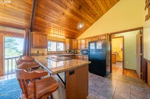 7376 SW Burl Dr, Waldport, OR 97394 - Photo 10
