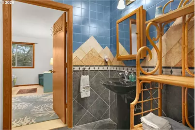 1535 NW Hurbert St, Newport, OR 97365 - Photo 20