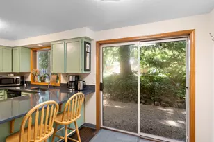 68295 E Twinberry Loop, Welches, OR 97067 - Photo 10