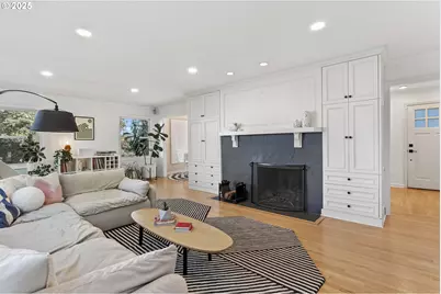 3227 NW Luray Ter, Portland, OR 97210 - Photo 4