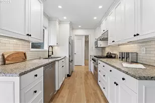 3227 NW Luray Terrace, Portland, OR 97210 - Photo 10