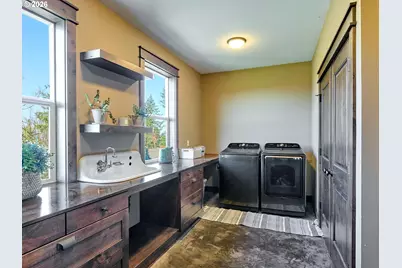 38252 S Blair Rd, Molalla, OR 97038 - Photo 20