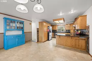 369 Upper Camp Loop Rd, Roseburg, OR 97470 - Photo 12