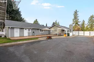 369 Upper Camp Loop Rd, Roseburg, OR 97470 - Photo 4