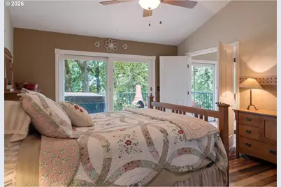 107 Garibaldi St, Lake Oswego, OR 97035 - Photo 18
