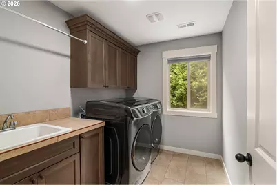 651 W U St, Washougal, WA 98671 - Photo 22
