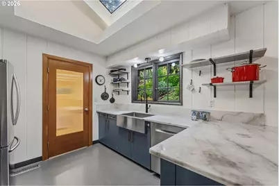 5655 SW Idaho St, Portland, OR 97221 - Photo 12