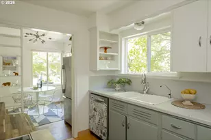 3004 SE 65th Ave, Portland, OR 97206 - Photo 8